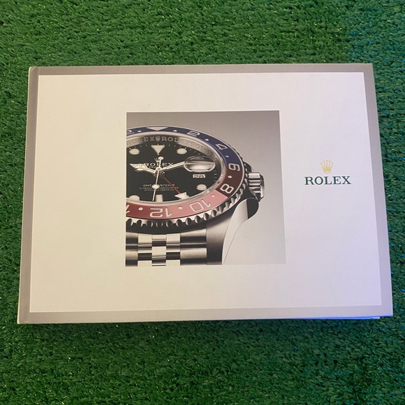 Rolex Watches 2018-2019 Watch Catalog Hardcover Catalog - Picture 5 of 5
